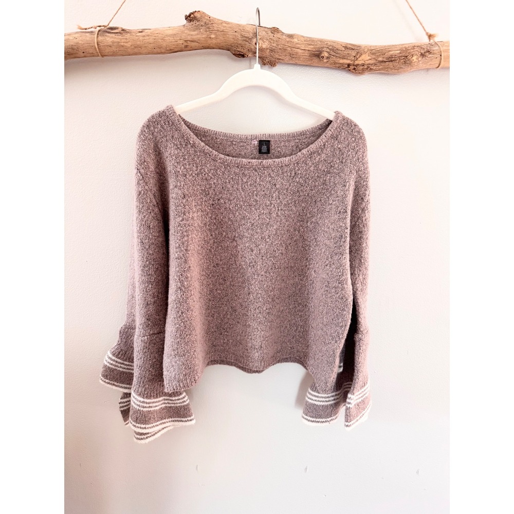 Mauve Pink Bell Sleeve Knit Sweater Striped Cuffs Scoop Neck Size Large RN 92054